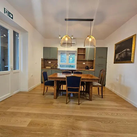 Nina * نوفي فينودولسكي