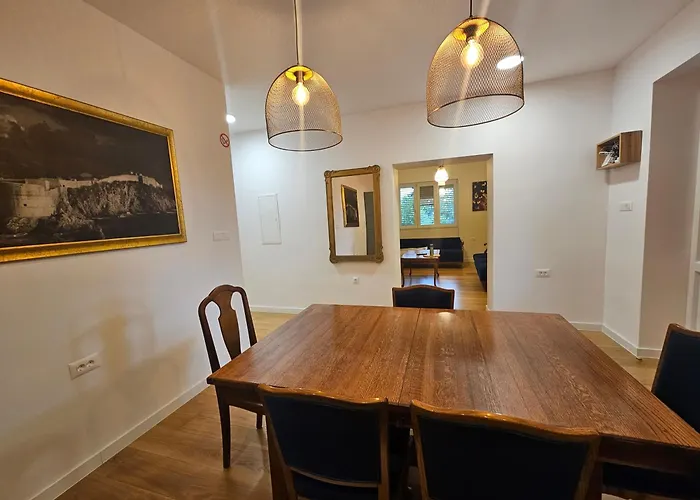 Nina شقة نوفي فينودولسكي