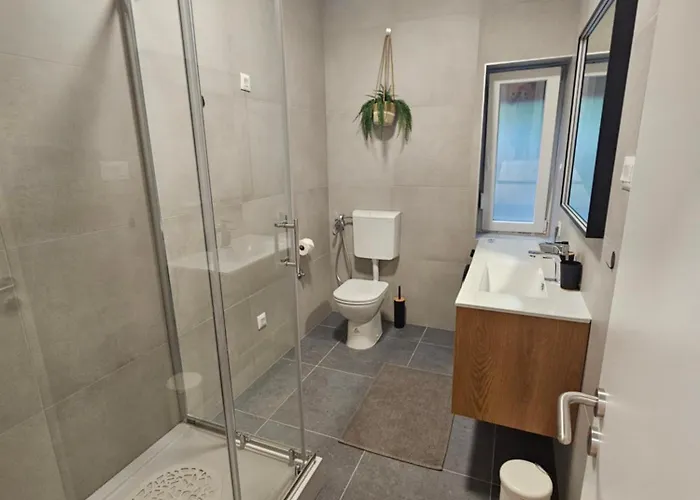 Nina شقة نوفي فينودولسكي